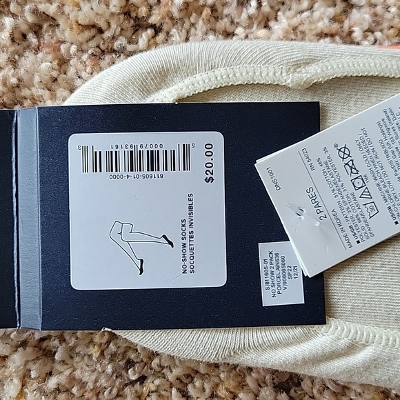 Gap no-show socks 2 pair - Picture 2 of 3